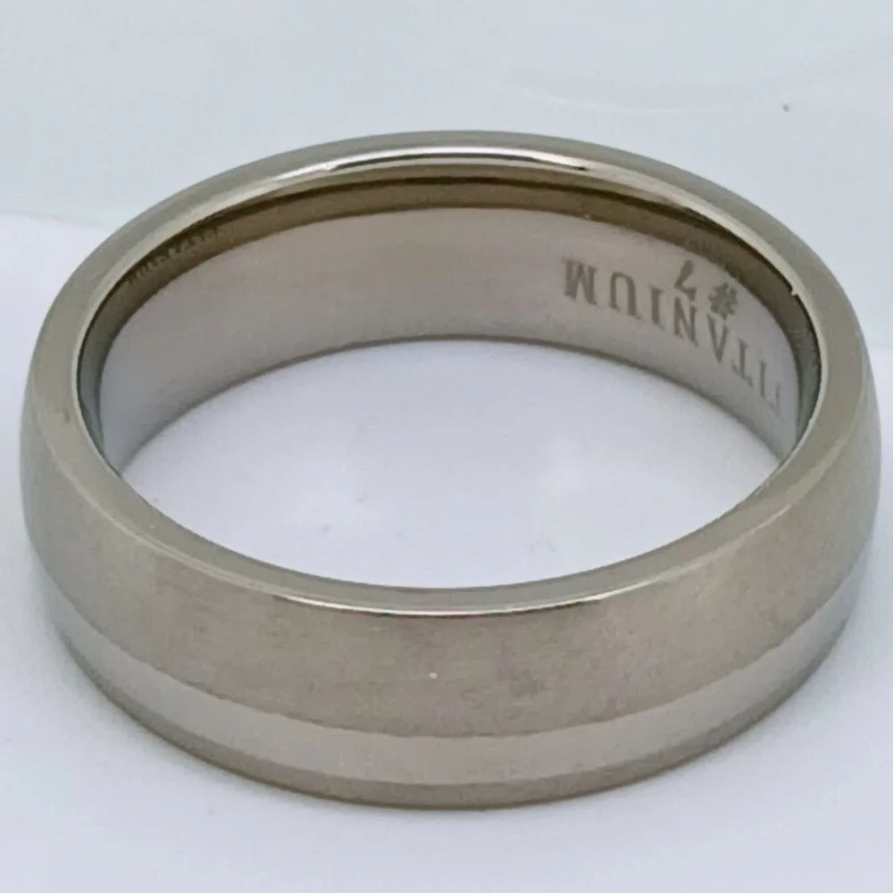 Vintage Titanium 6mm Band Ring Brushed Polished Silver Tone Size 7 Y2K 90s NOS